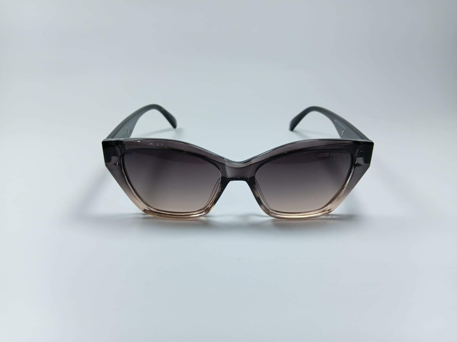 Louis Vuitton Women’s Square Sunglasses – Black & Brown Gradient - Image 5